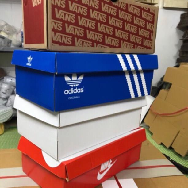 Hộp Giày Converse Chuck 2, Adidas, Nike, Adidas