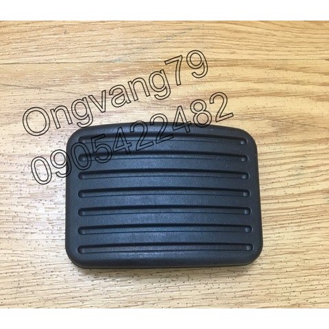 Ốp bàn đạp chân côn xe Kia - giá 1 cái -  Ms: 3282524000