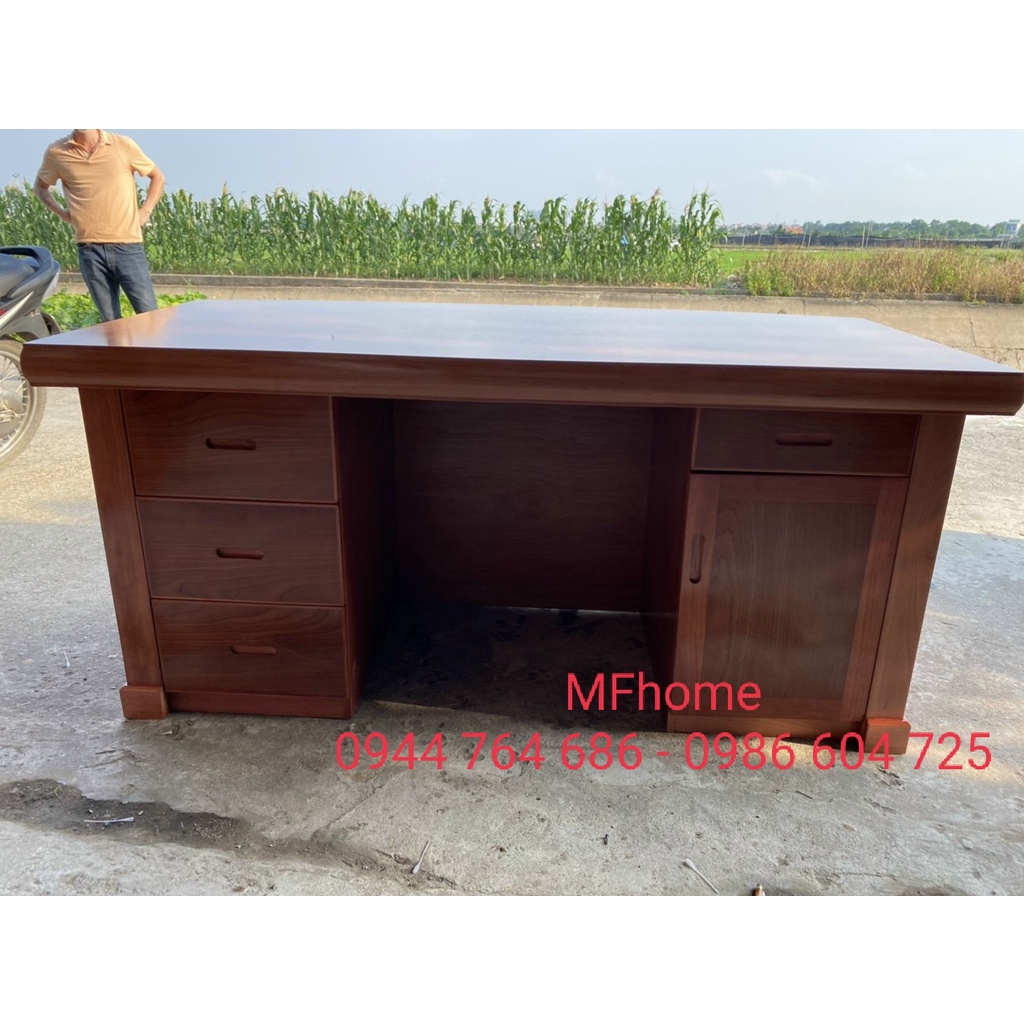 BÀN LÀM VIÊC GIÁM ĐỐC GỖ XOAN ĐÀO 1M6 - MẪU BẮT CHỈ CAO CẤP