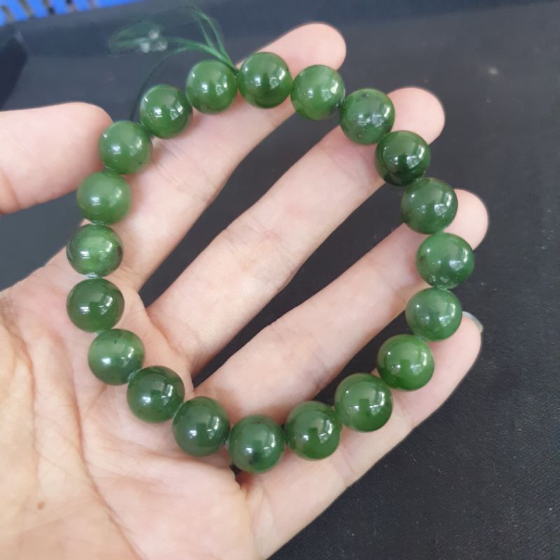 Vòng tay đá ngoc bich