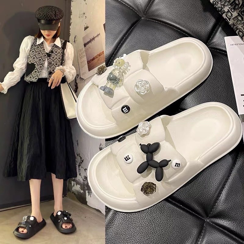 Dép bánh mì stick con chó đen siêu đẹp