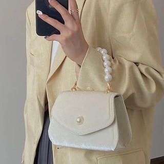 Quần bò yếm cạp cao