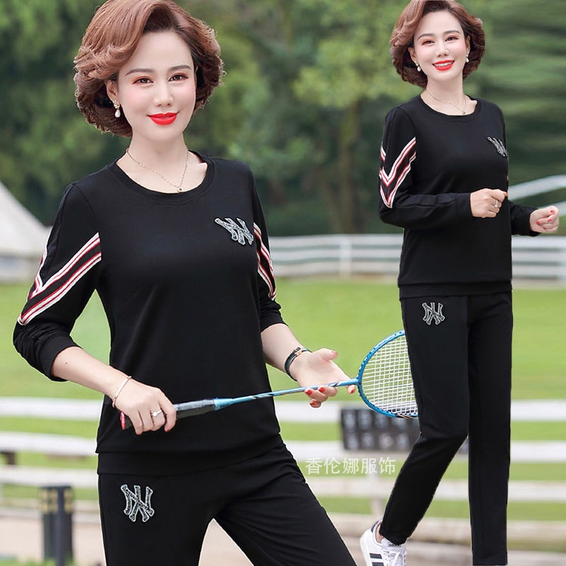 ❡Các bà mẹ trung niên và cao tuổi mặc bộ đồ mùa xuân thu giản dị nữ phong cách nước ngoài 2021 thể thao hai mảnh dài tay | BigBuy360 - bigbuy360.vn