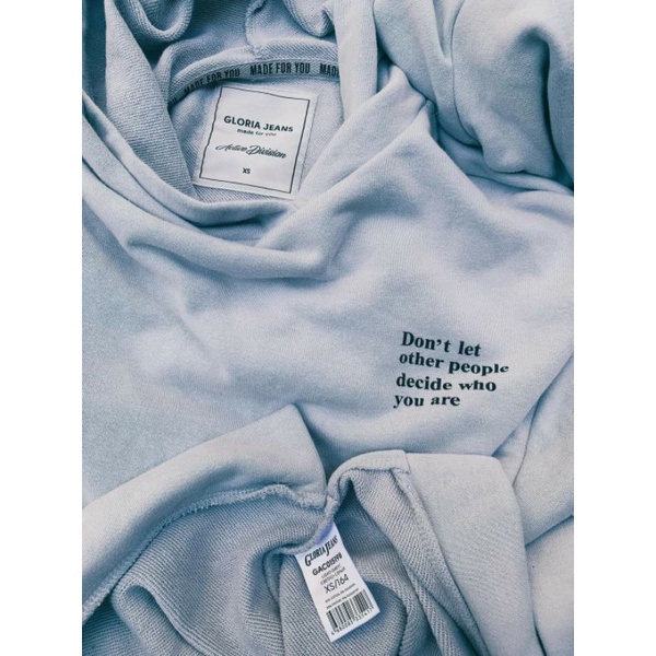 Áo hoddie có mũ