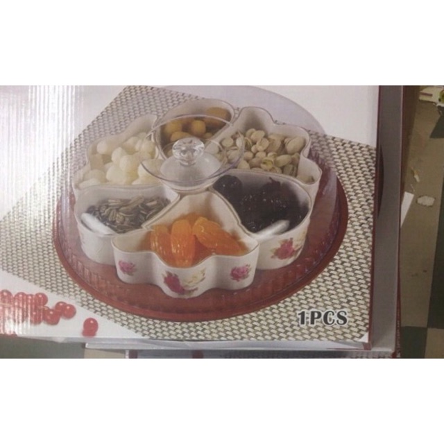 Khay mứt sứ 6 ngăn nắp mika