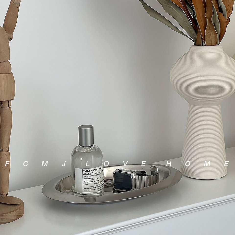 Khay đựng thức ăn bằng thép không gỉ tiện dụng cho gia đình