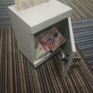 Tủ đựng tiền mini
