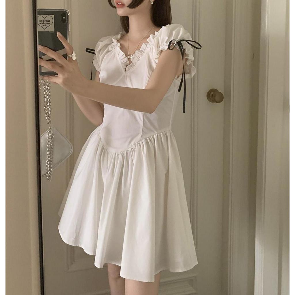 Đầm Tay Phồng Cổ Chữ V Lưng Cao Phong Cách Thời Trang Pháp Kiểu Mới 64209