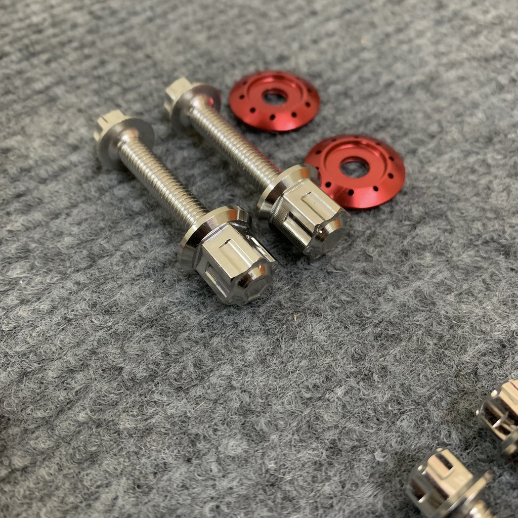 Ốc Salaya Xỏ Gác Chân Sau Cho Wave Dream Future Các Đời Chuẩn Inox304 Không gỉ Siêu Sáng