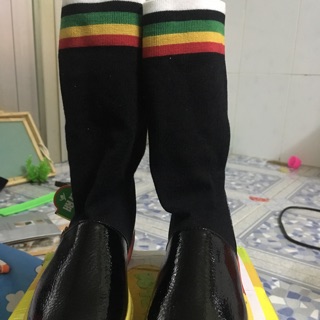 Giày boot bé gái Sz 28, 29