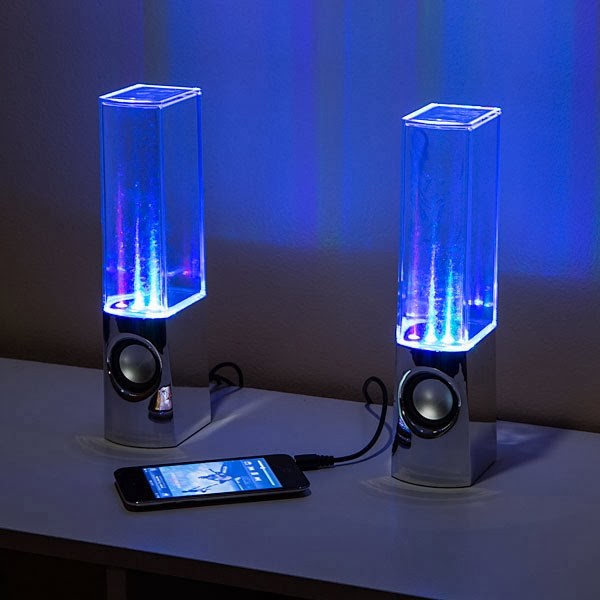 Loa vi tính phun nước theo điệu nhạc
