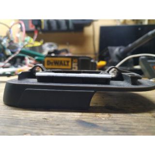 Đế pin AEG RiDGiD zin tháo máy