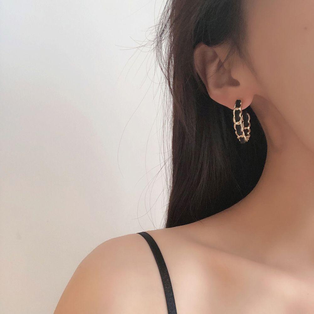 Khuyên Tai Xoắn Chéo Phong Cách Vintage Cá Tính Dành Cho Nữ