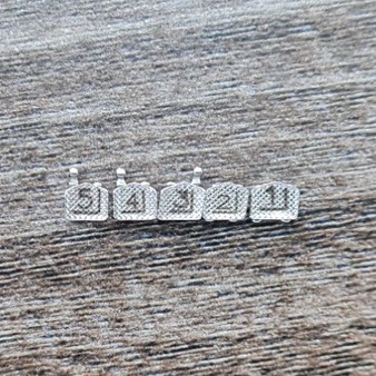 Mắc cài kim loại METAL BRACKETS dùng trong chỉnh nha