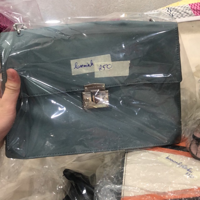 Túi đeo thời trang