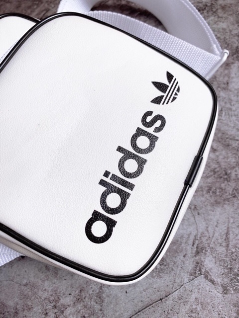 Túi đeo chéo trắng adidas