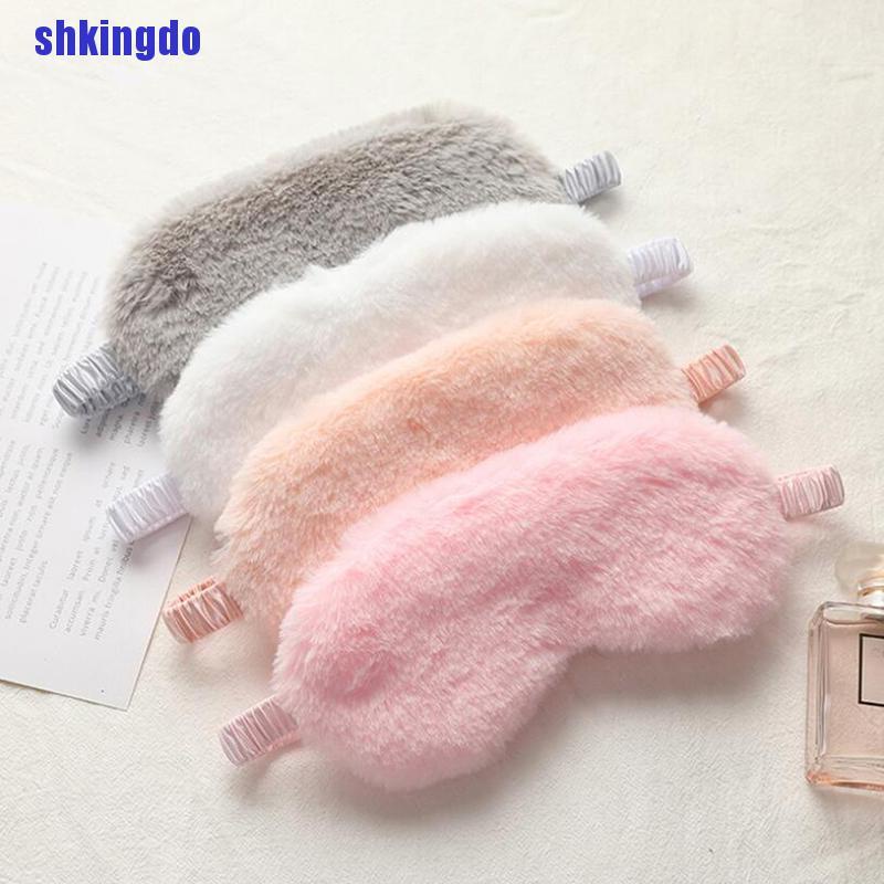 Bịt mắt ngủ bằng lông nhung mềm mại xếp gọn tiện dụng