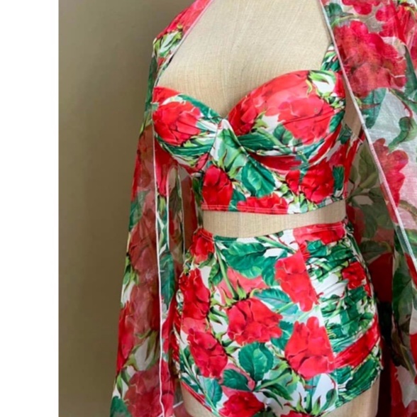 Bikini set 3 món# Đồ bơi đi biển hoa hồng đỏ kèm khăn mẫu mới BM-120