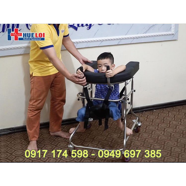 Khung tập đi cho trẻ bại não