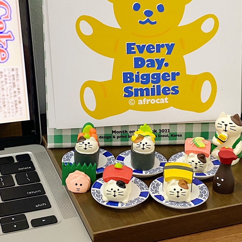 Mô hình mèo chủ đề tiệm sushi