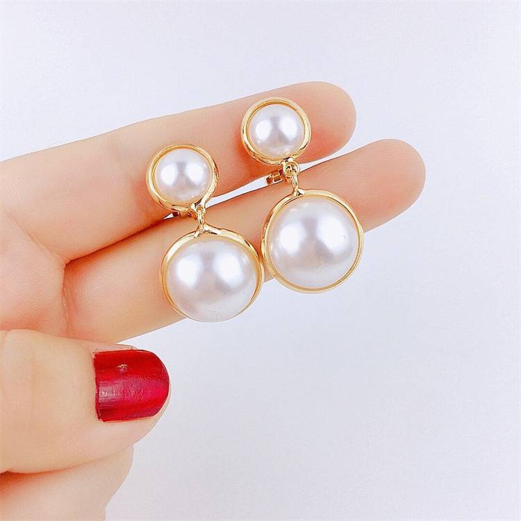 Bông tai tròn đính ngọc trai nhân tạo không xỏ lỗ mạ vàng cho nữ