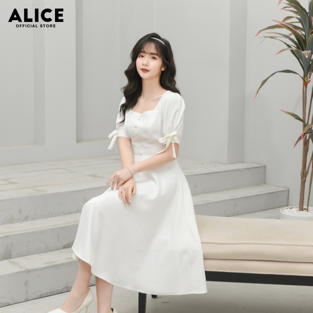 Đầm Thiết Kế Trắng Dự Tiệc ALICE Dáng Xòe Xếp Ly Cổ Vuông Tay Bồng Thắt Nơ Đính Cúc Ngực Trang Trí Thanh Lịch V678 | BigBuy360 - bigbuy360.vn