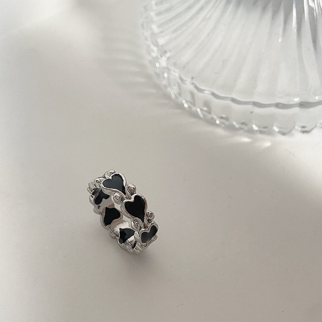 Nhẫn hình trái tim màu đen phong cách cổ điển thời trang sành điệu cho nữ