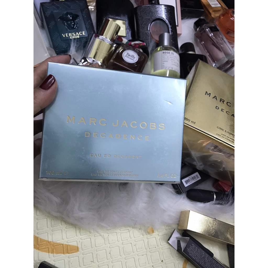 Nước Hoa Marc Jacobs Decadence Eau So Decadent ví xanh nhạt