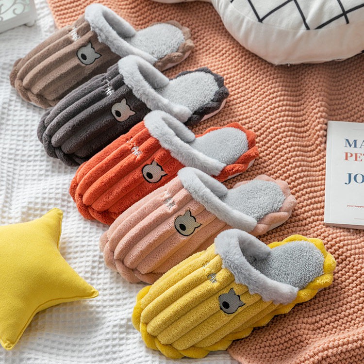 Dép Đi Trong Nhà - Văn Phòng - Khách Sạn Kiểu Dáng Hình Gấu Đáng Yêu Xinh Xắn