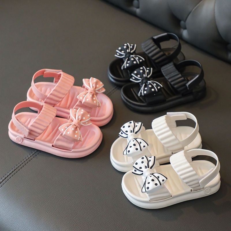 Sandal nơ chấm bi siêu dễ thương cho bé gái