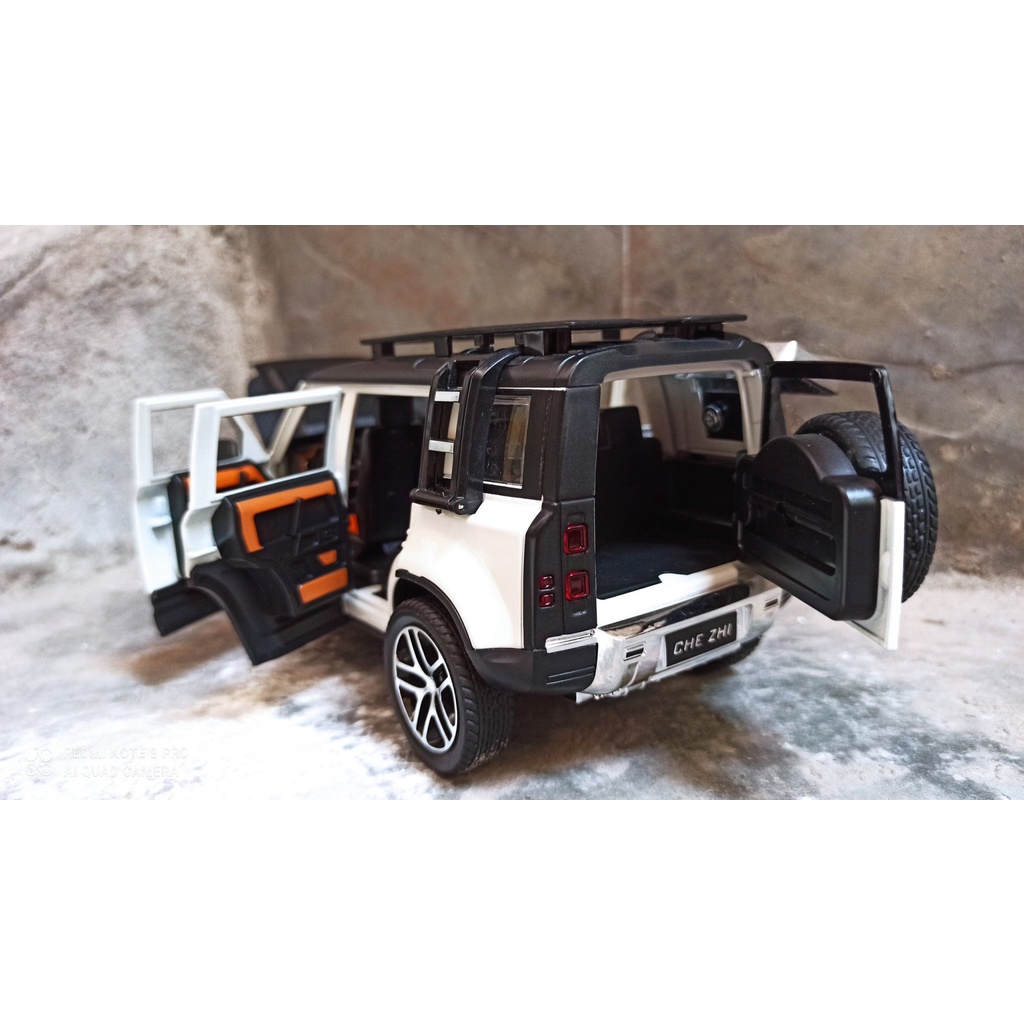 MÔ HÌNH XE LAND ROVER DEFENDER 1:24 CHEZHI vỏ hợp kim, hiệu ứng âm thanh, đèn sáng, đồ chơi trẻ em sưu tâm, trưng bày