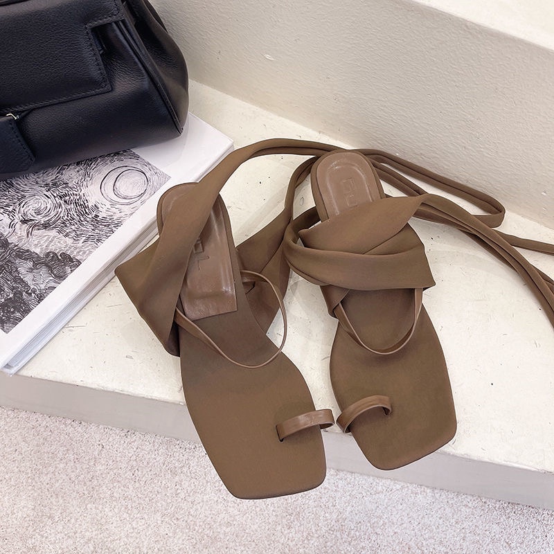 🆘 sandal sỏ ngón buộc kiểu dây chéo