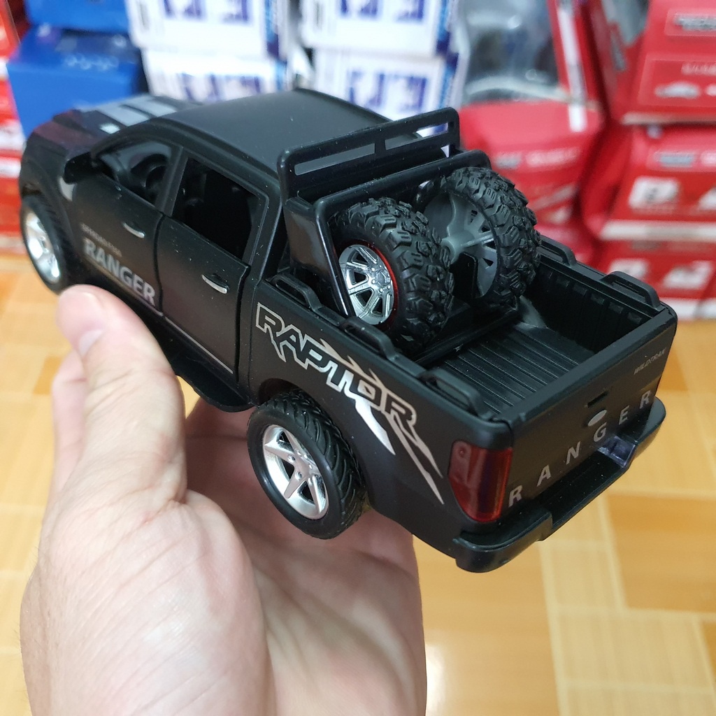 Mô hình xe ô tô Ford F350 Offroad Raptor tỉ lệ 1:32 đồ chơi trẻ em