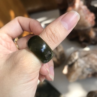 Nhẫn ngọc Serpentine