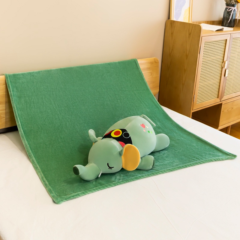 Bộ chăn gối cho bé đi học, làm việc văn phồng hình voi 2in1