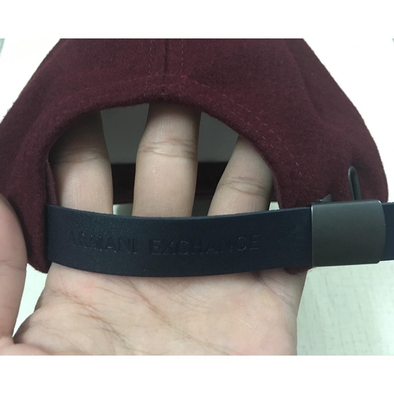 Nón Armani Exchange kiểu snapback