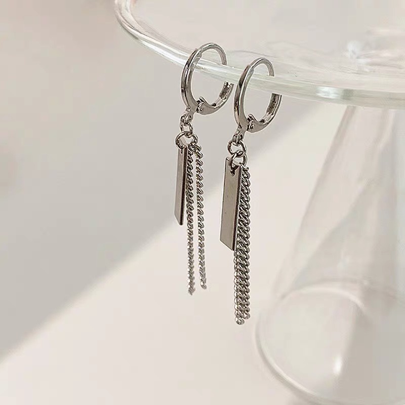 Bông tai nữ thanh lịch dễ thương tua rua xinh xắn Hàn Quốc mẫu mới