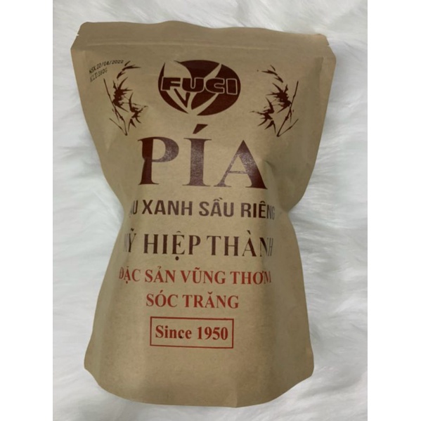 Bánh pía đậu sầu riêng