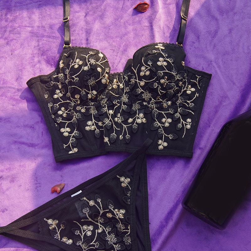 Áo Ngực Và Quần Lót Lọt Khe Quyến Rũ Cho Nữ