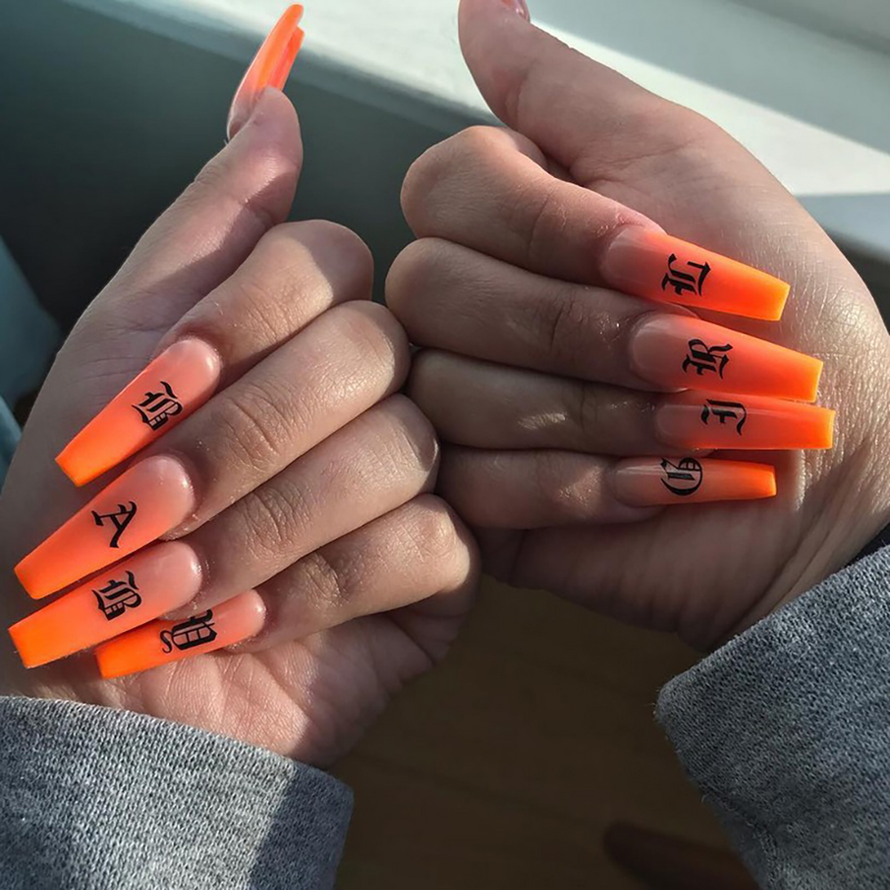 [Hàng mới về] Bộ 12 miếng dán trang trí móng tay in chữ 3D DIY