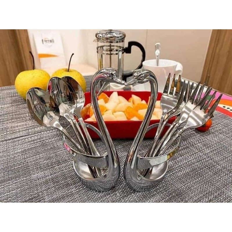 Bộ thìa dĩa Swan Rapido - 1 giỏ thiên nga + 3 thìa + 3 dĩa