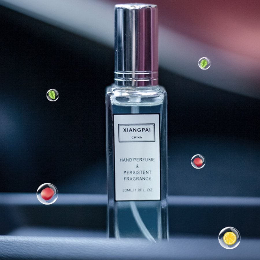 Nước hoa ô tô dạng xịt hương thiên nhiên có 4 mùi hương