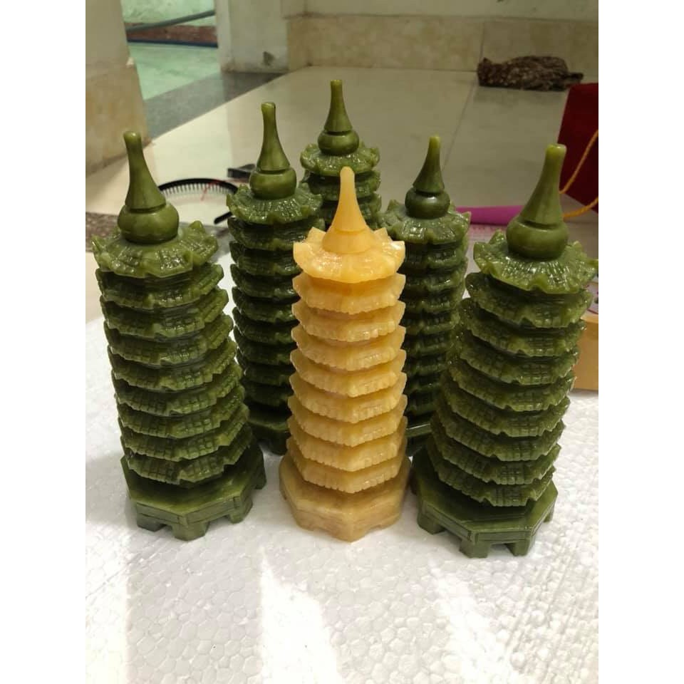 Tháp văn xương đá 9 tầng