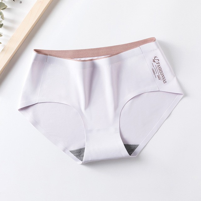 Quần lót nữ đúc su cao cấp không đường may viền ép nhiệt chắc chắn QL06 | BigBuy360 - bigbuy360.vn
