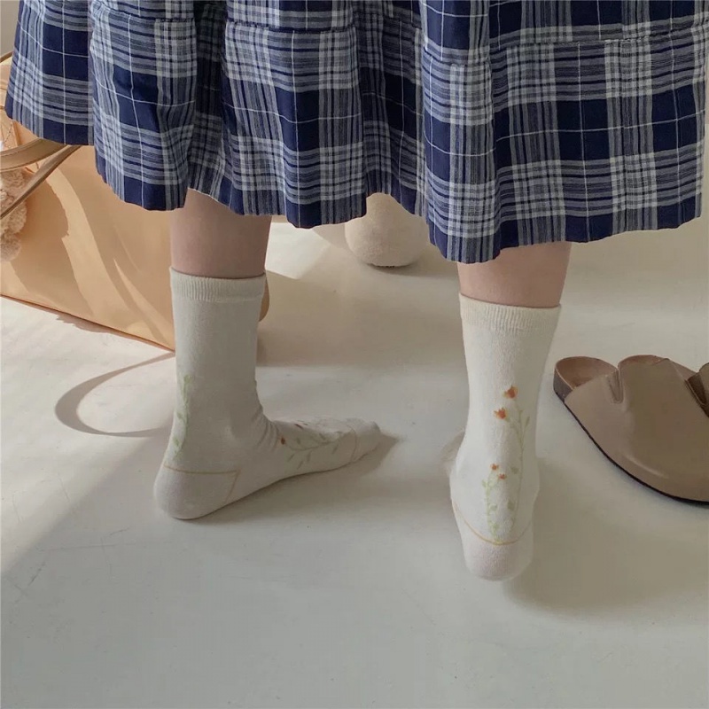 Vớ Trung Bình Họa Tiết Hoa Phong Cách Harajuku Nhật Bản Cho Nữ