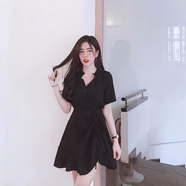GIGI DRESS - ĐẦM ĐEN CỔ V PHỐI NÚT RÚT HÔNG | BigBuy360 - bigbuy360.vn