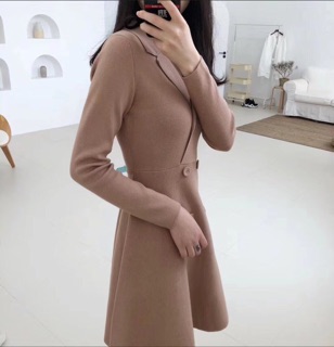 Váy len cổ Đức