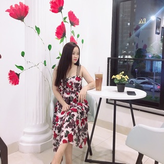 Váy hoa hồng