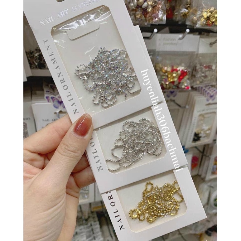 Dây xích kim loại đính đá 3D long lanh sang trọng trang trí móng.