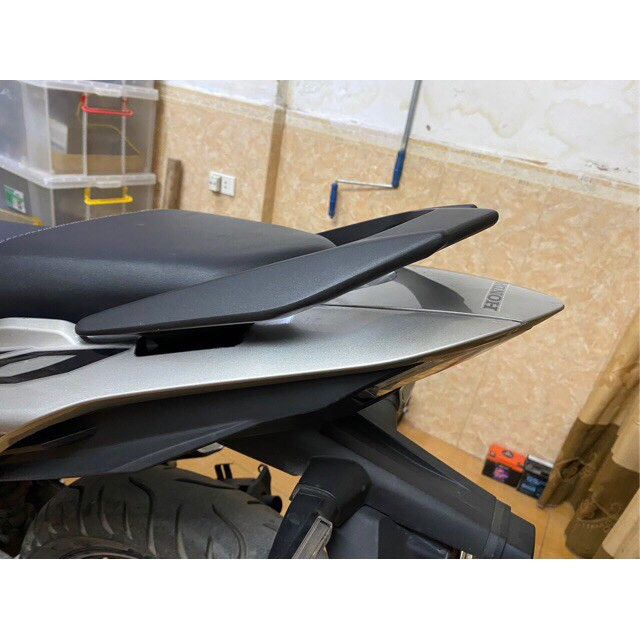 Cảng tay dắt winner V1 gắn WINNER X